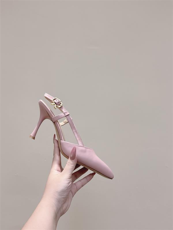 2025112810123382 300